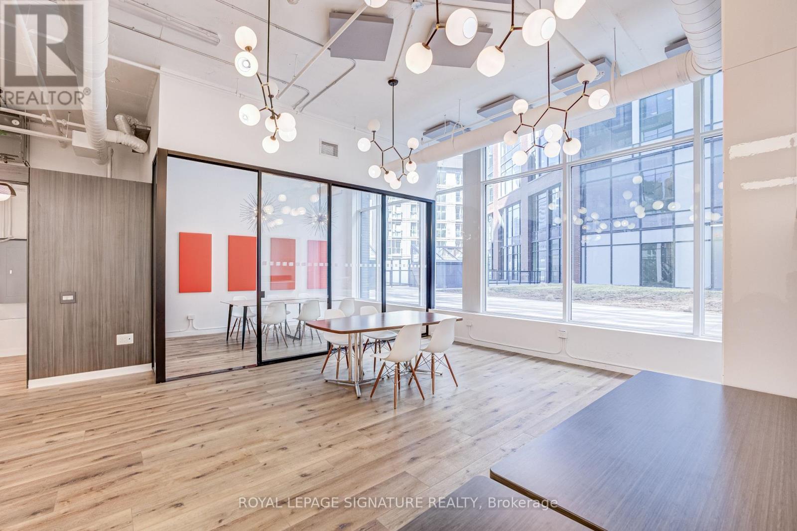 506 - 130 Queens Quay E, Toronto, Ontario M5A 0P6 - Photo 4 - C12882412