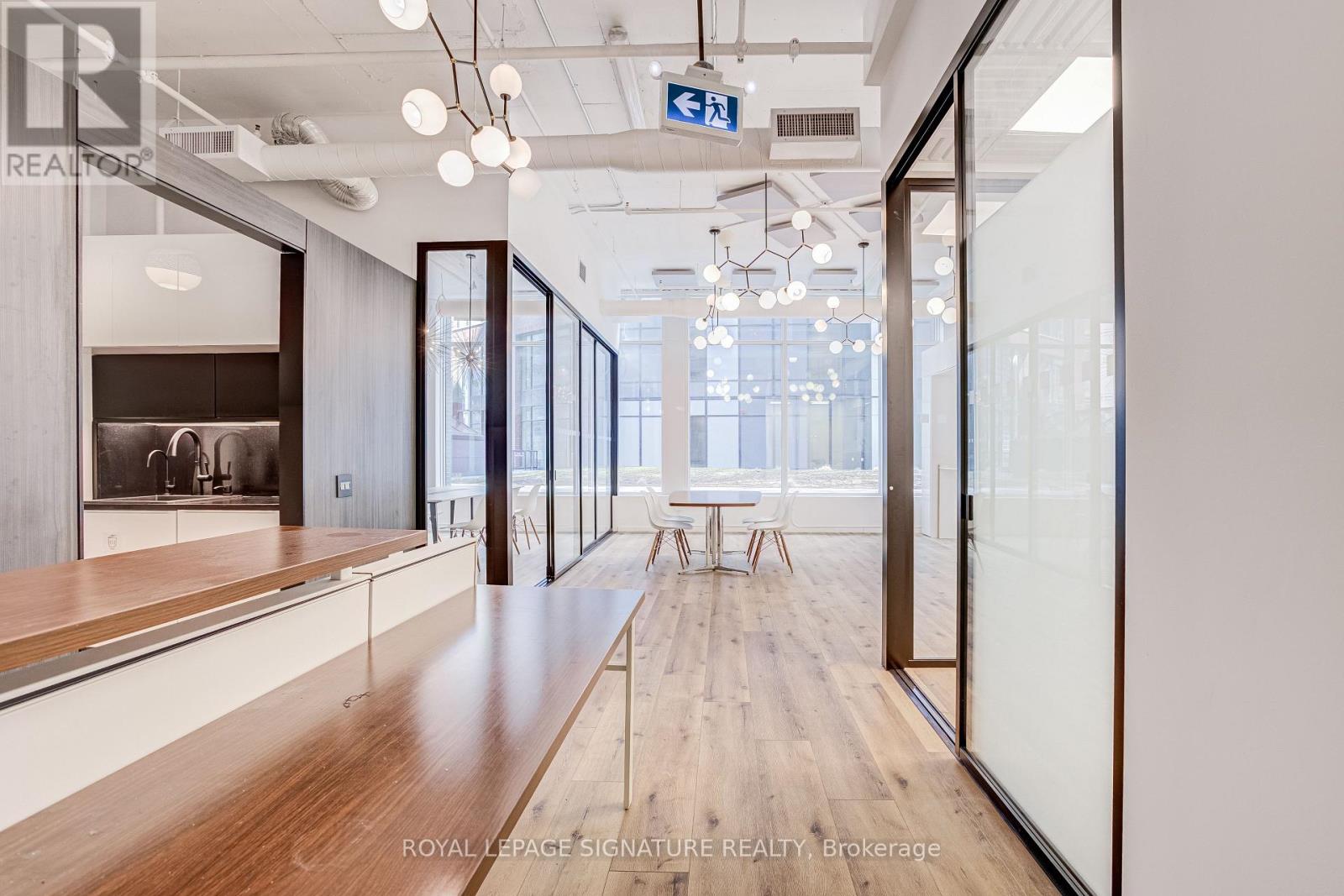 506 - 130 Queens Quay E, Toronto, Ontario M5A 0P6 - Photo 5 - C12882412