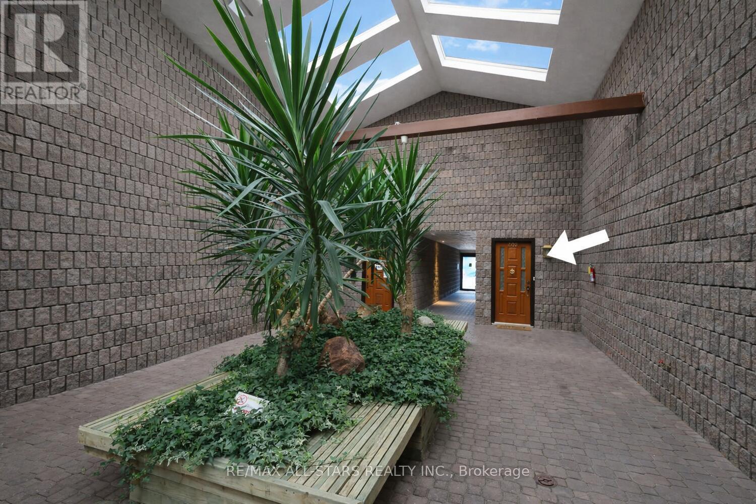 602 - 200 East Street S, Kawartha Lakes, Ontario K0M 1A0 - Photo 2 - X12982050