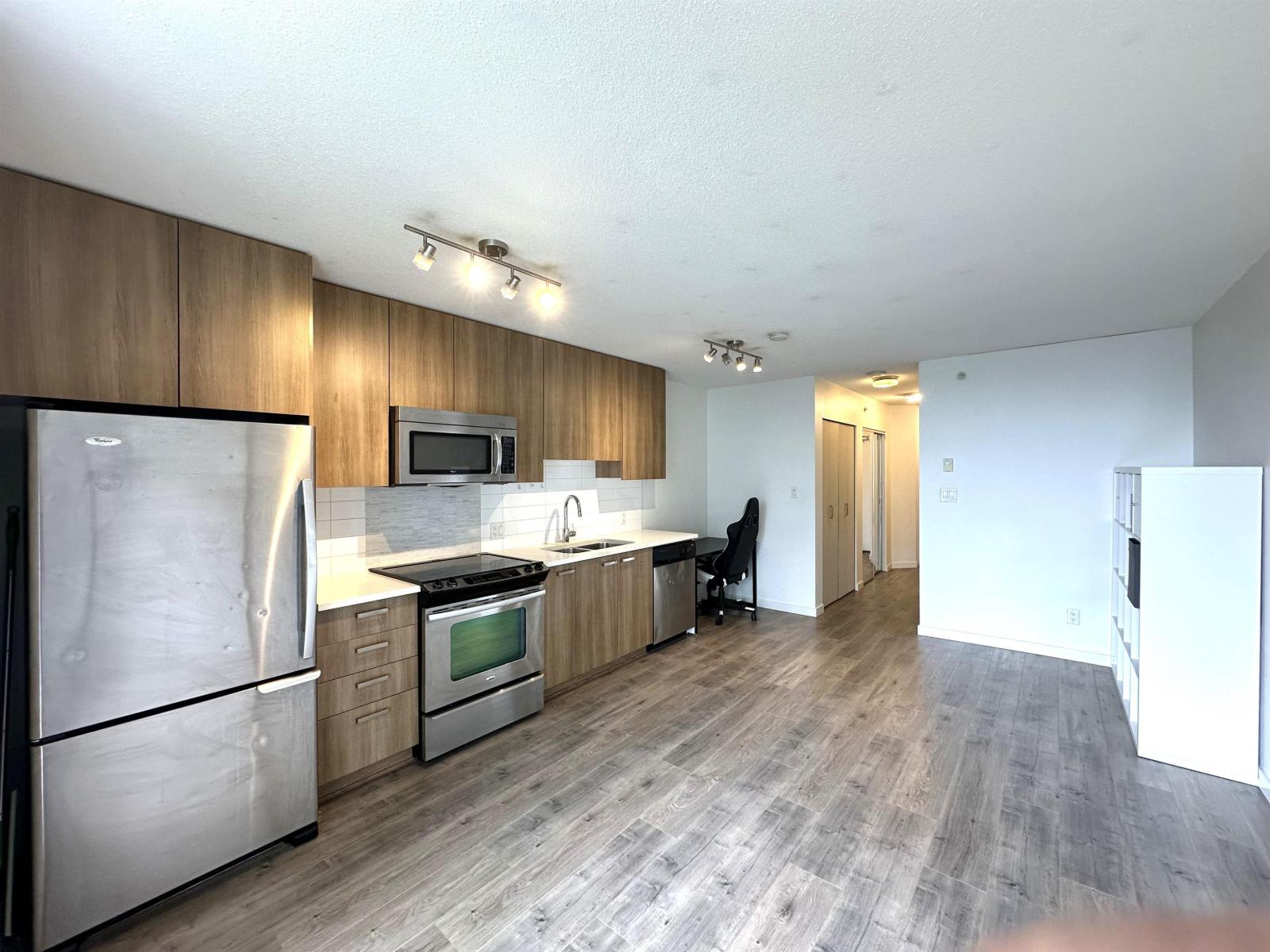 605 13325 102a Avenue, Surrey, British Columbia  V3T 0J5 - Photo 4 - R3109879