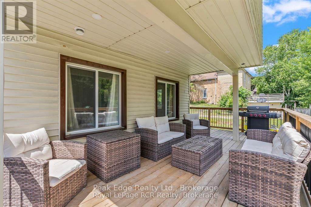 343 10th Avenue, Hanover, Ontario  N4N 2N4 - Photo 5 - X12989324