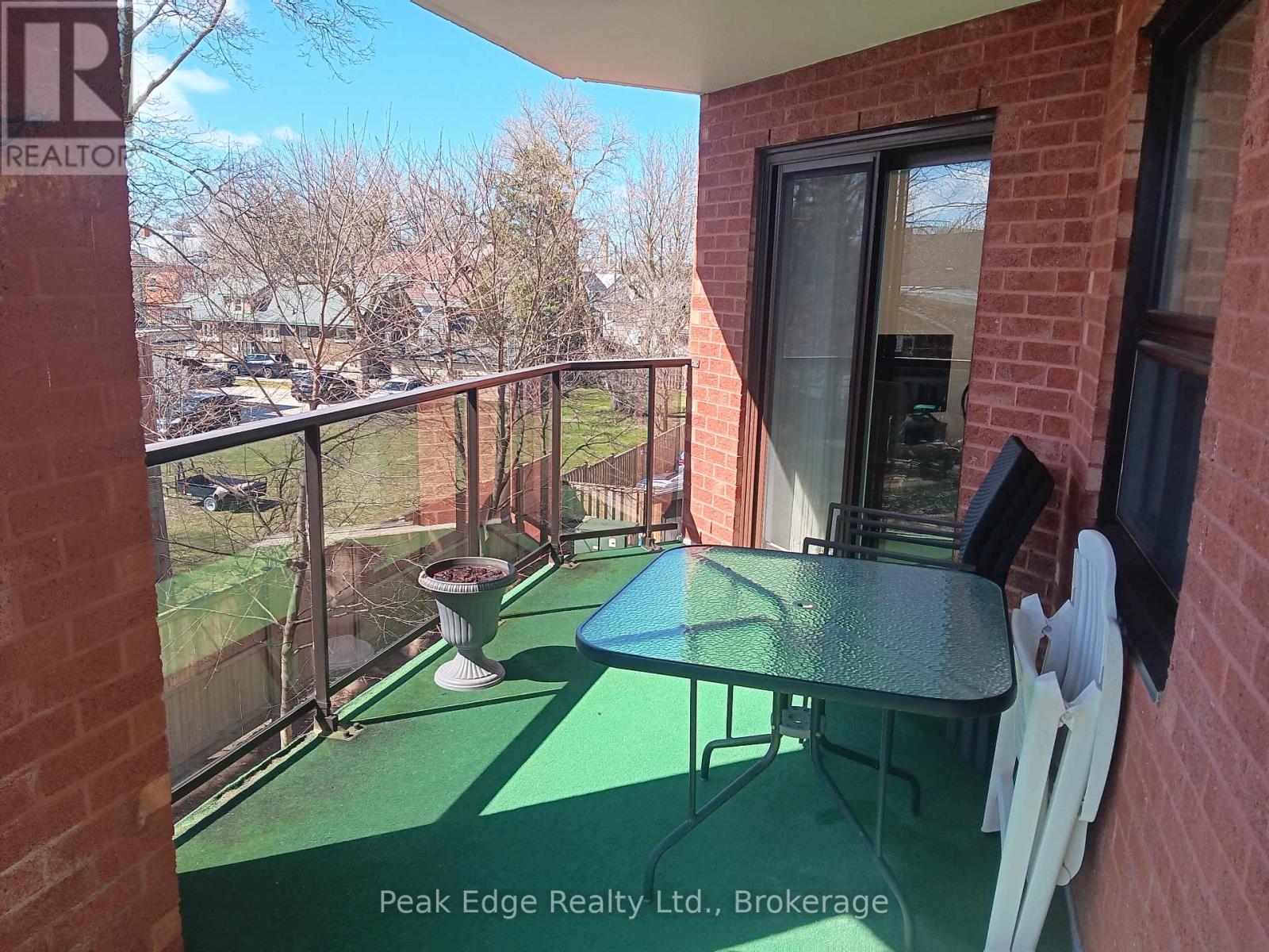 303 - 536 11th Avenue, Hanover, Ontario  N4N 2S4 - Photo 17 - X12989328