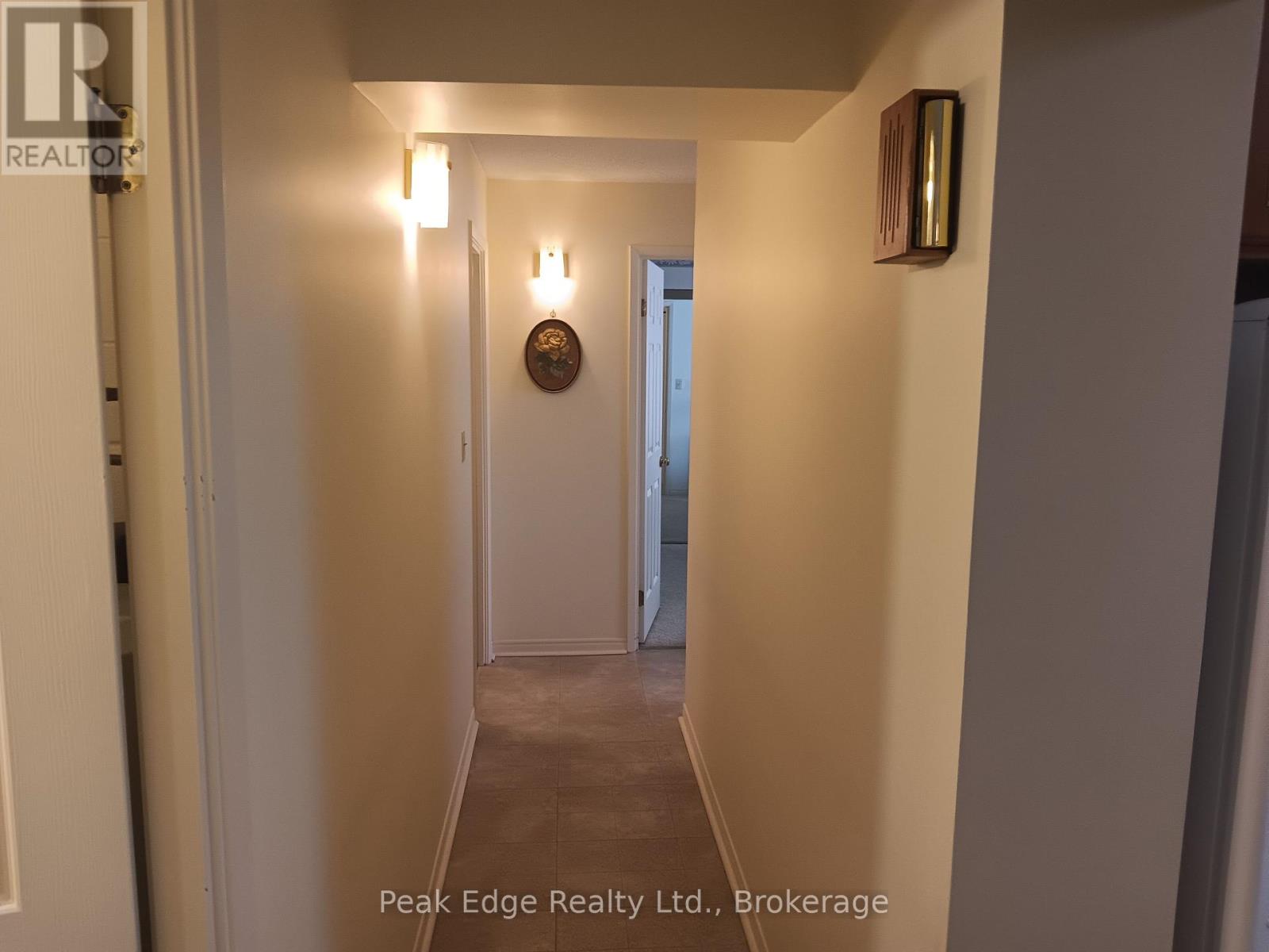 303 - 536 11th Avenue, Hanover, Ontario  N4N 2S4 - Photo 21 - X12989328