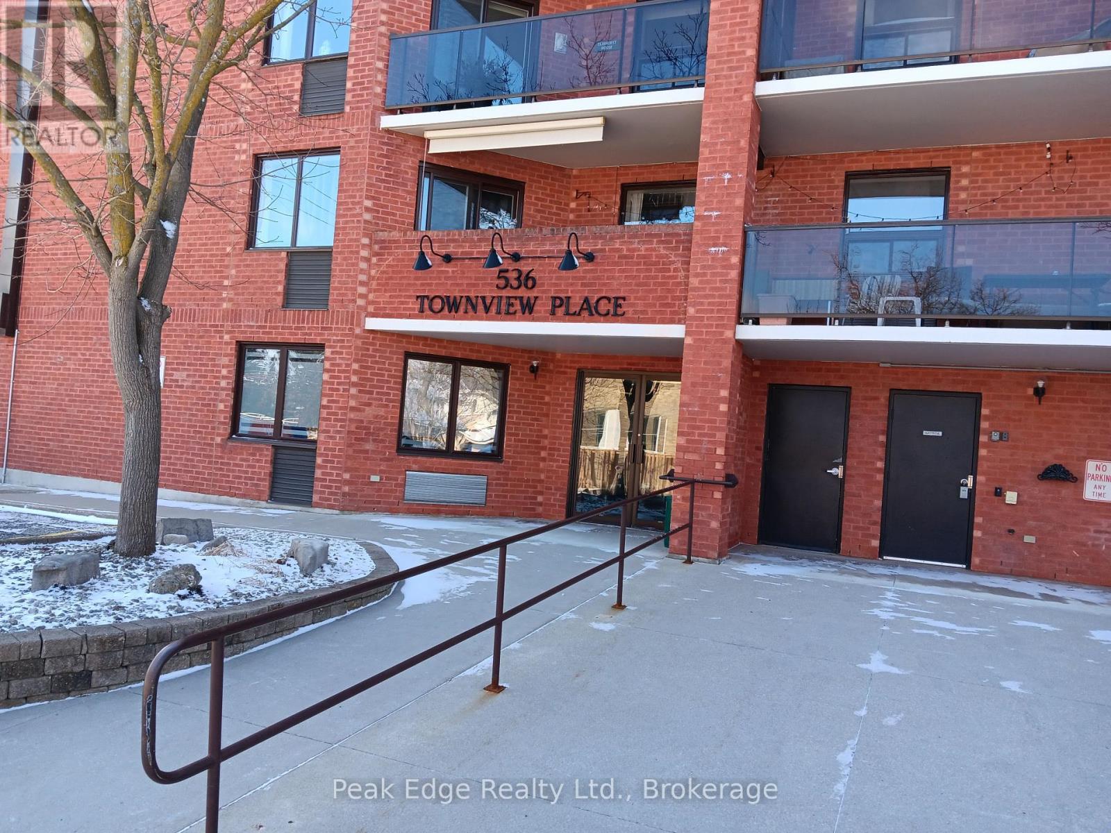 303 - 536 11th Avenue, Hanover, Ontario  N4N 2S4 - Photo 3 - X12989328