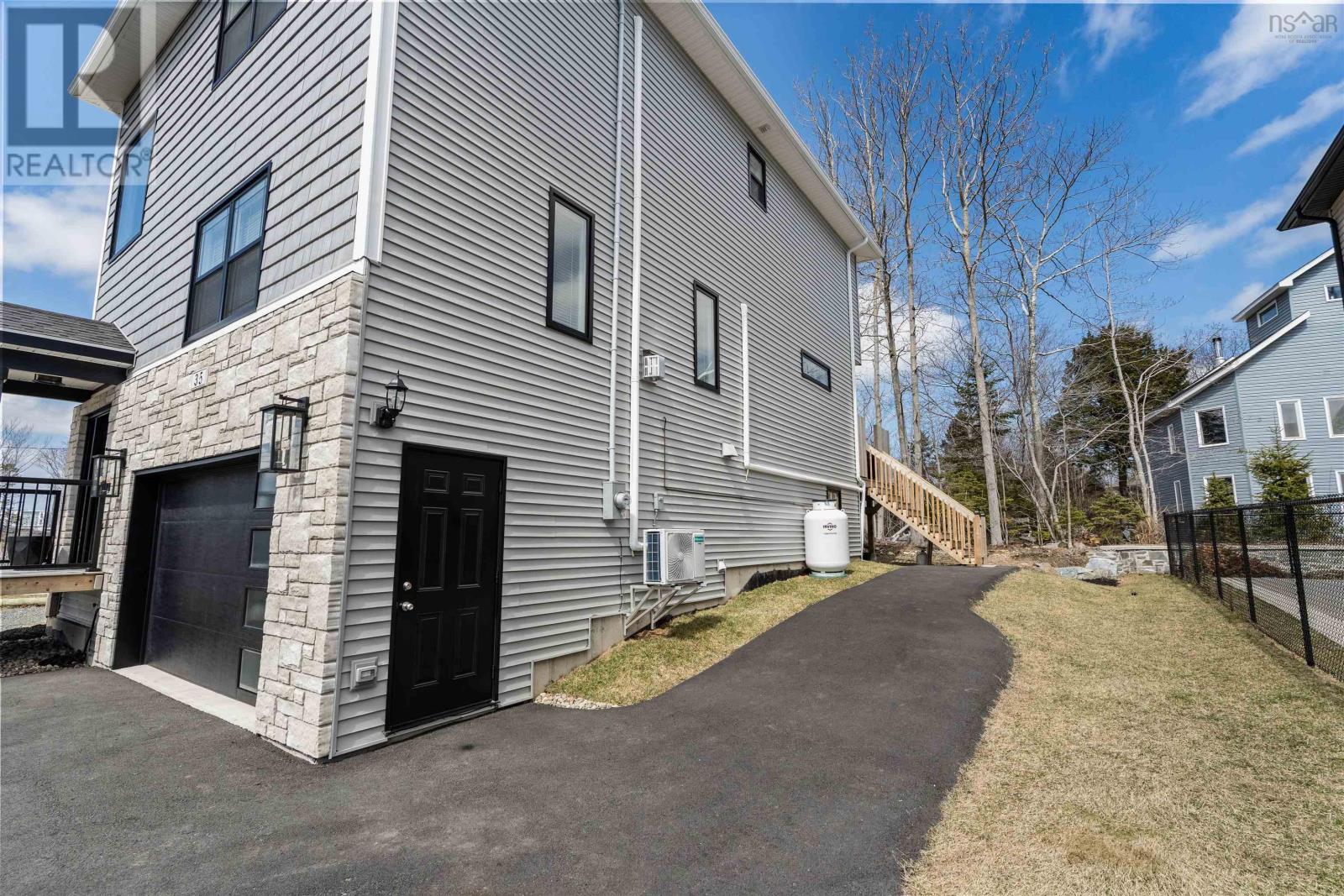 35 Angel Court, Dartmouth, Nova Scotia  B2X 0C1 - Photo 3 - 202607142