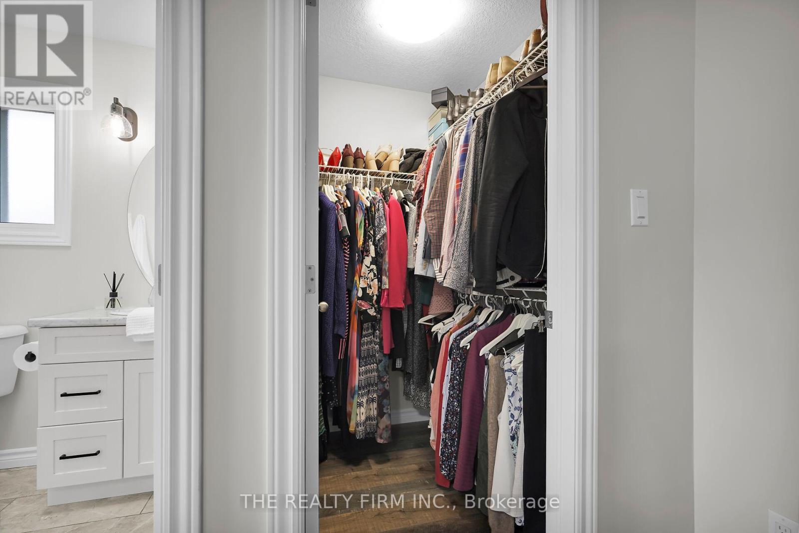 15 Glenwood Street, St. Thomas, Ontario  N5R 0G9 - Photo 19 - X12989266