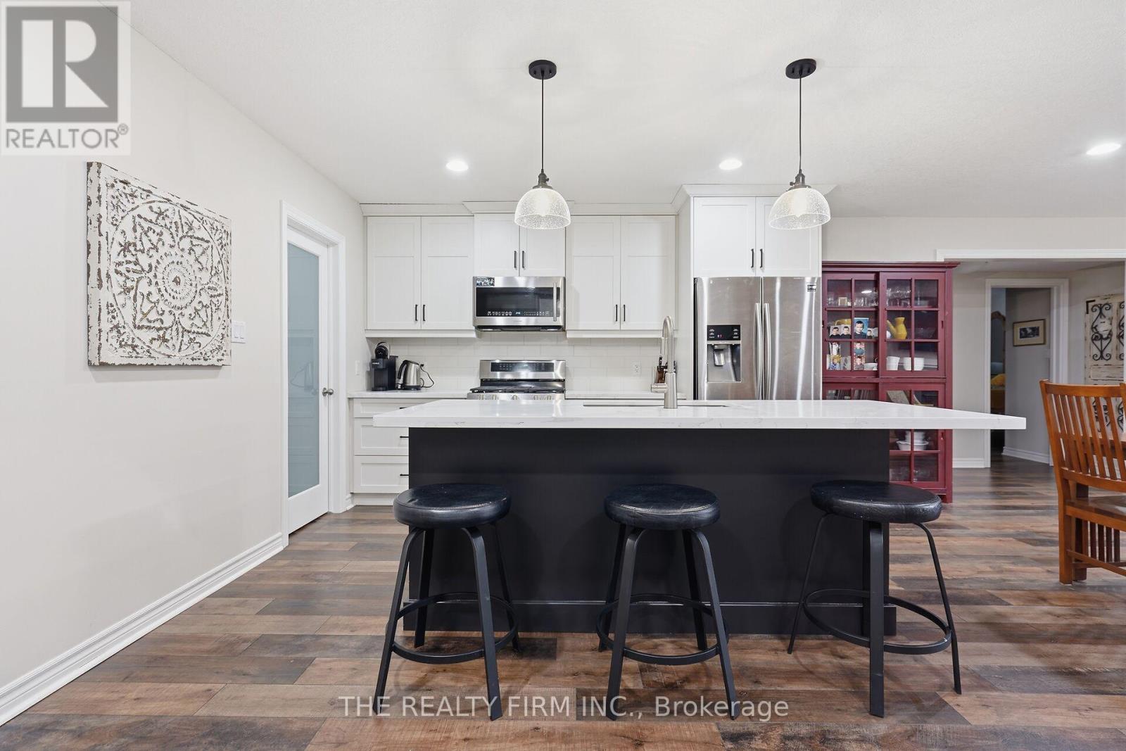 15 Glenwood Street, St. Thomas, Ontario  N5R 0G9 - Photo 25 - X12989266