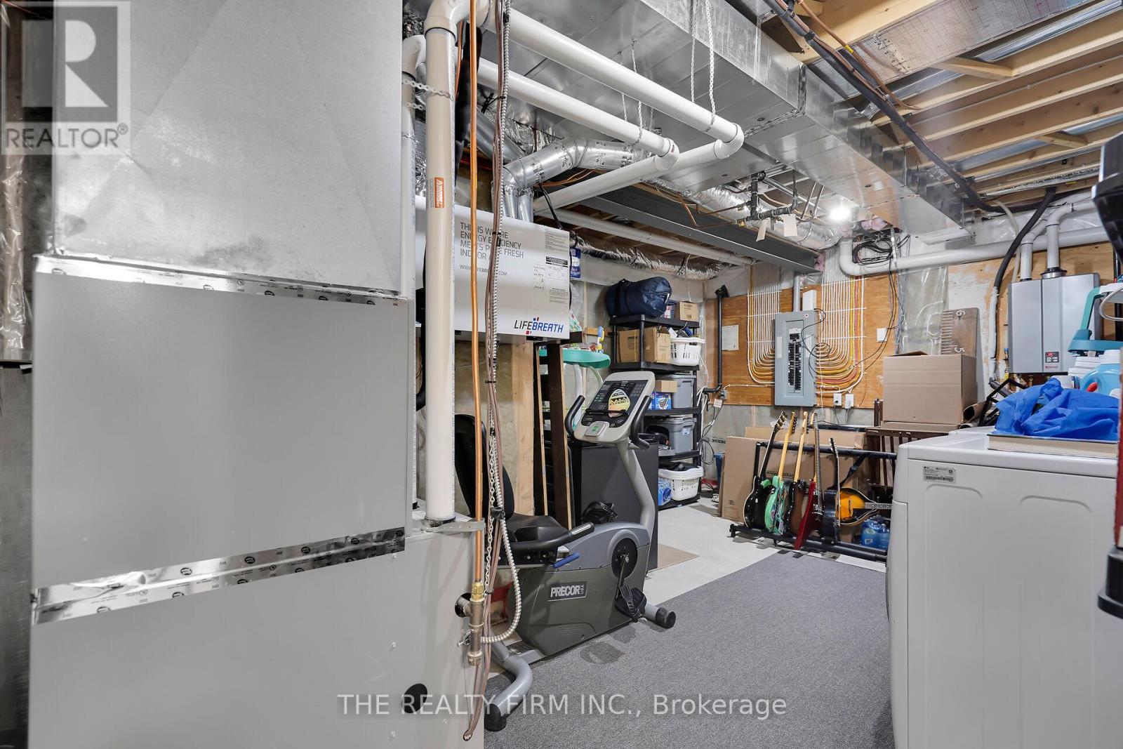 15 Glenwood Street, St. Thomas, Ontario  N5R 0G9 - Photo 41 - X12989266