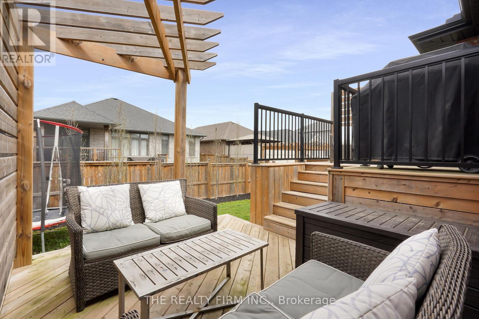 15 Glenwood Street, St. Thomas, Ontario  N5R 0G9 - Photo 43 - X12989266