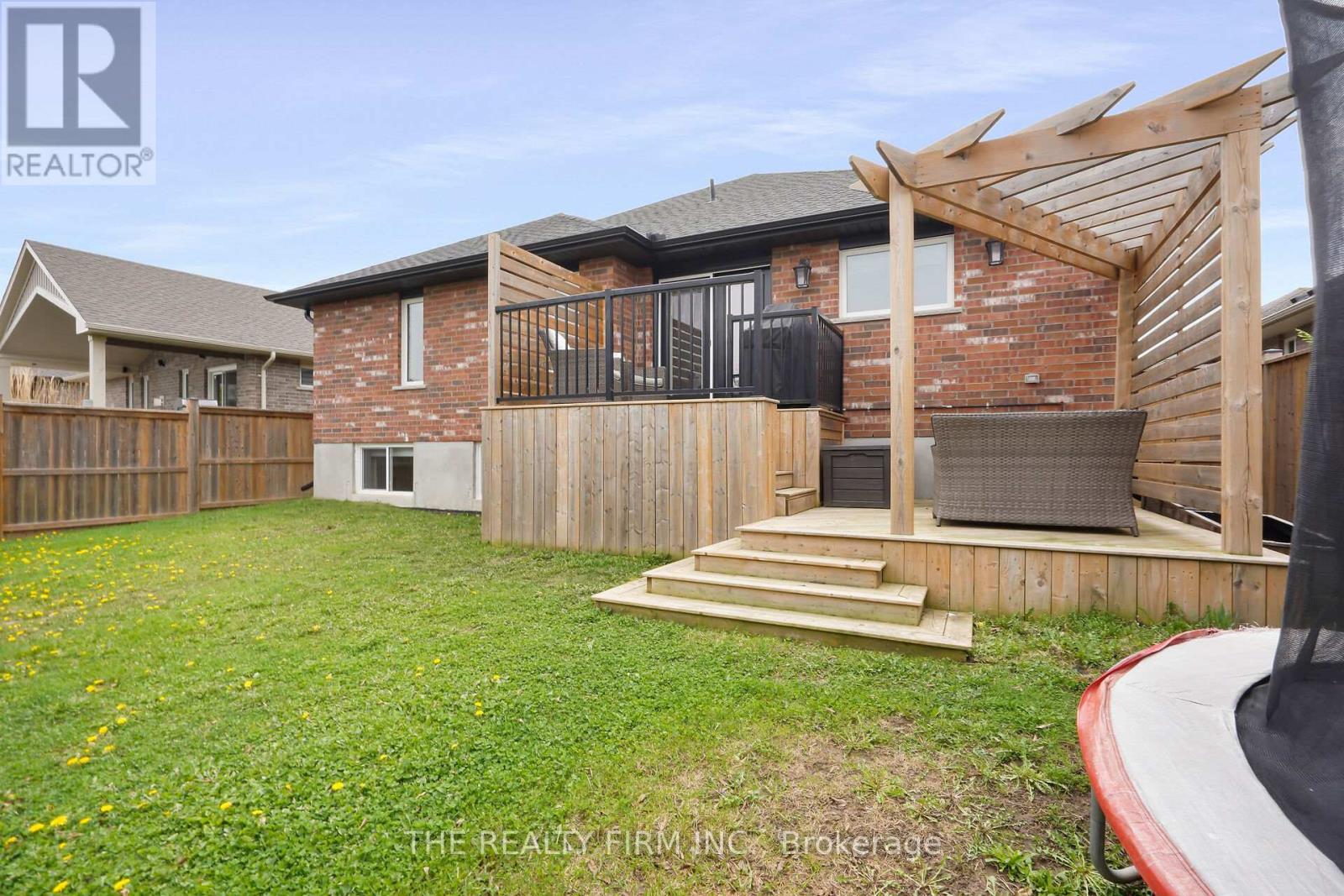 15 Glenwood Street, St. Thomas, Ontario  N5R 0G9 - Photo 45 - X12989266