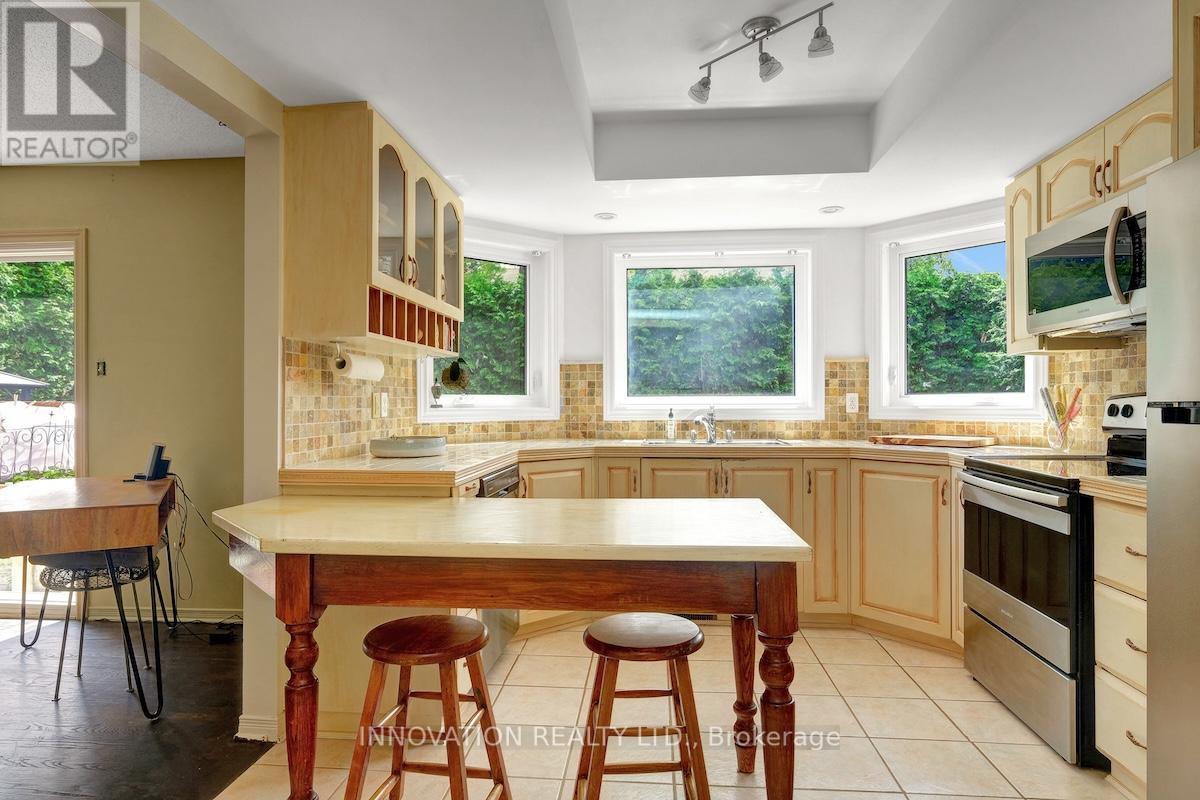 25 Spindle Way, Ottawa, Ontario  K2S 1J3 - Photo 5 - X12989226