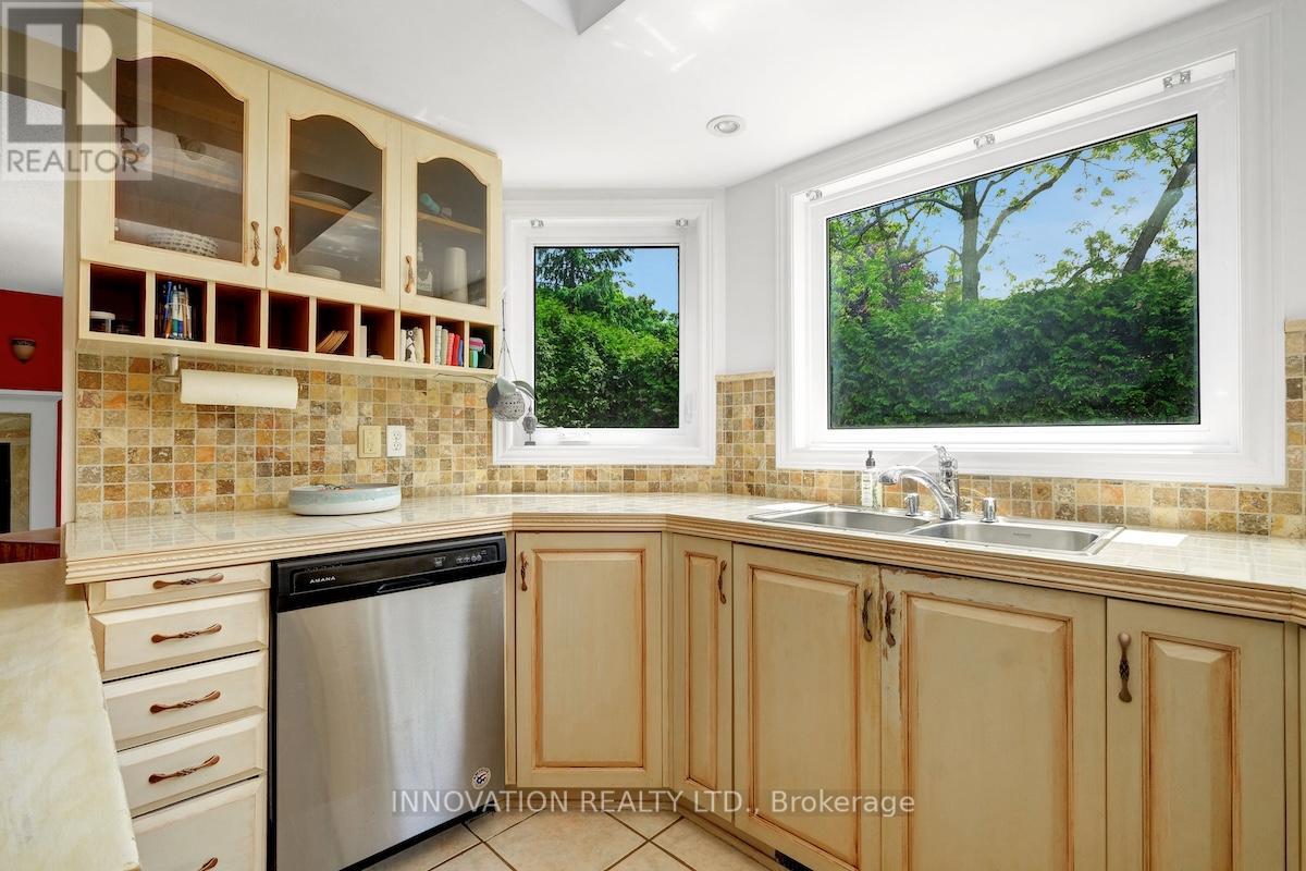 25 Spindle Way, Ottawa, Ontario  K2S 1J3 - Photo 6 - X12989226