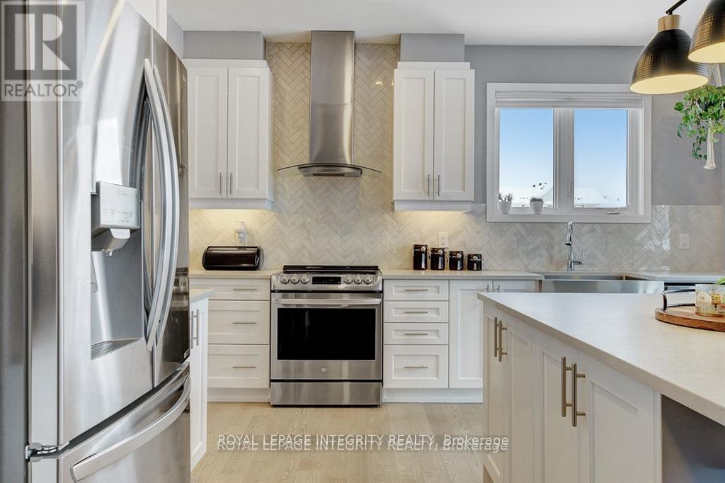 129 Reliance Ridge, Ottawa, Ontario  K2V 0R3 - Photo 10 - X12989292