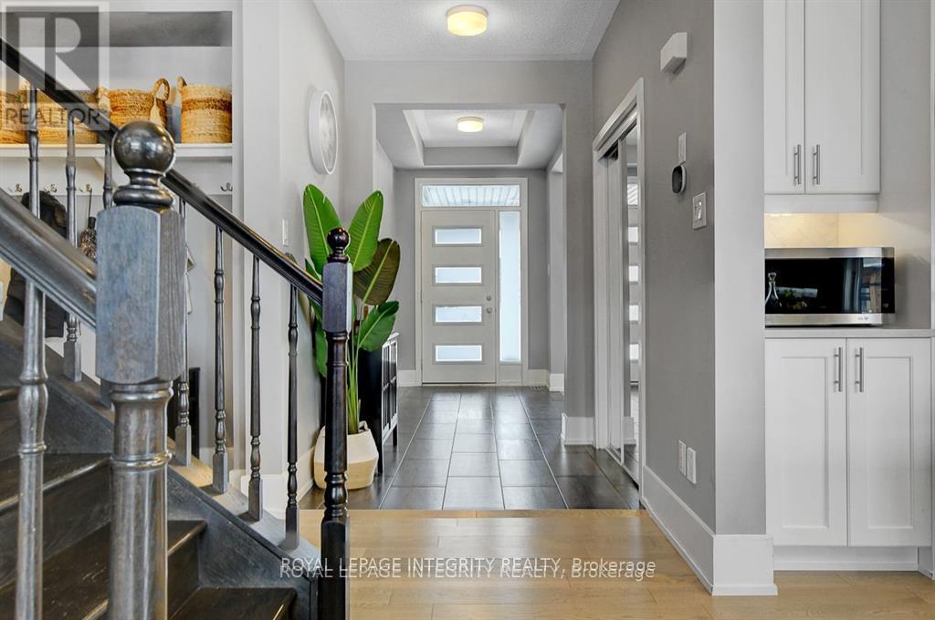 129 Reliance Ridge, Ottawa, Ontario  K2V 0R3 - Photo 2 - X12989292