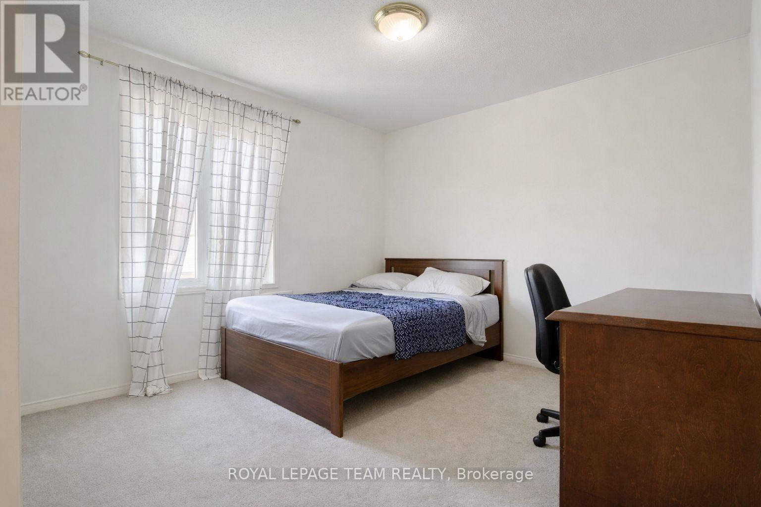 125 Shady Grove Street, Ottawa, Ontario  K2G 6Z5 - Photo 12 - X12989320