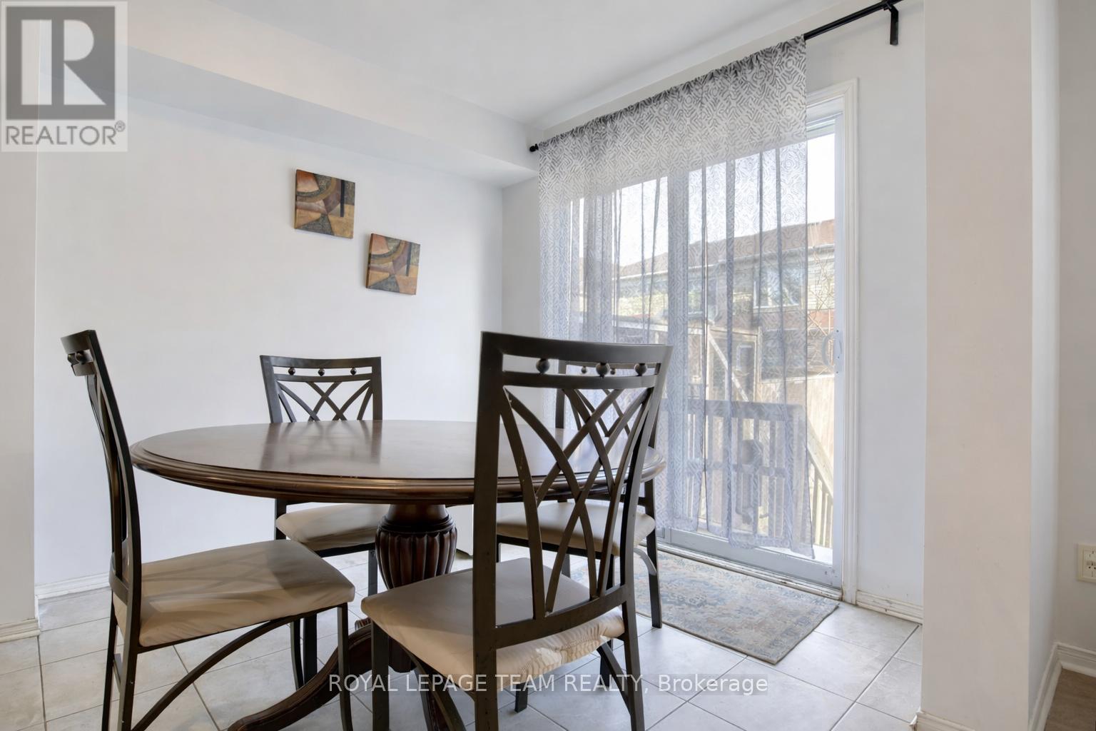 125 Shady Grove Street, Ottawa, Ontario  K2G 6Z5 - Photo 6 - X12989320