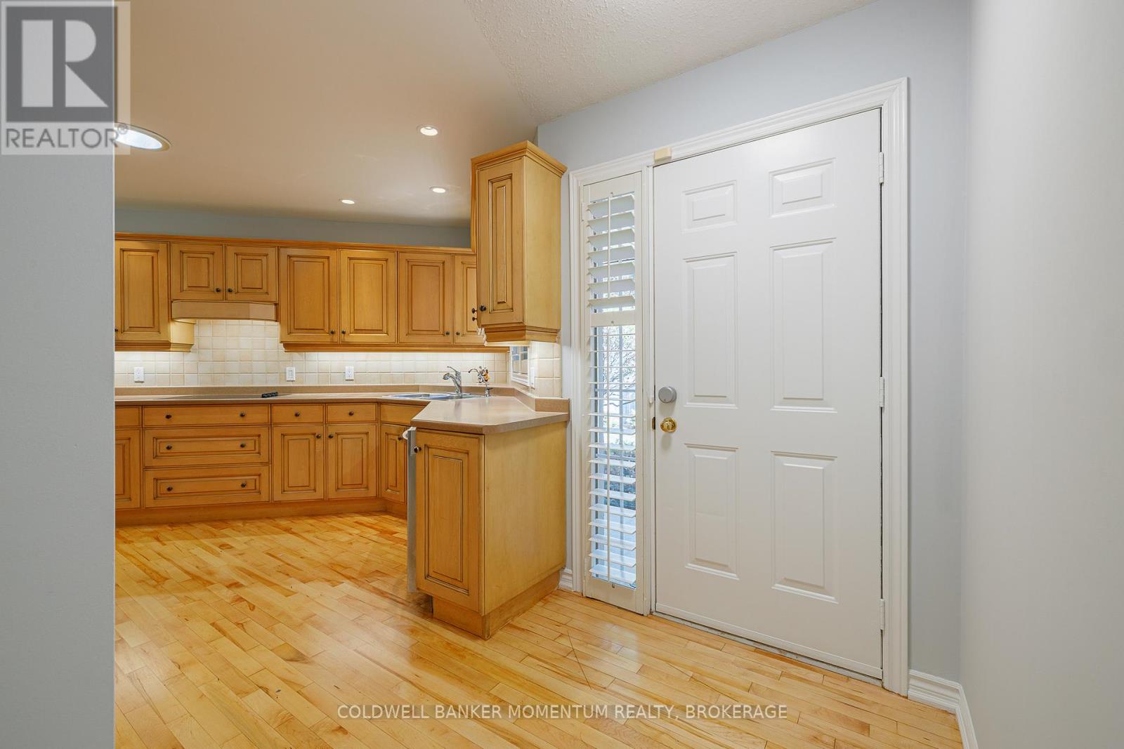 9 - 1439 Niagara Stone Road, Niagara-On-The-Lake, Ontario  L0S 1J0 - Photo 6 - X12989264