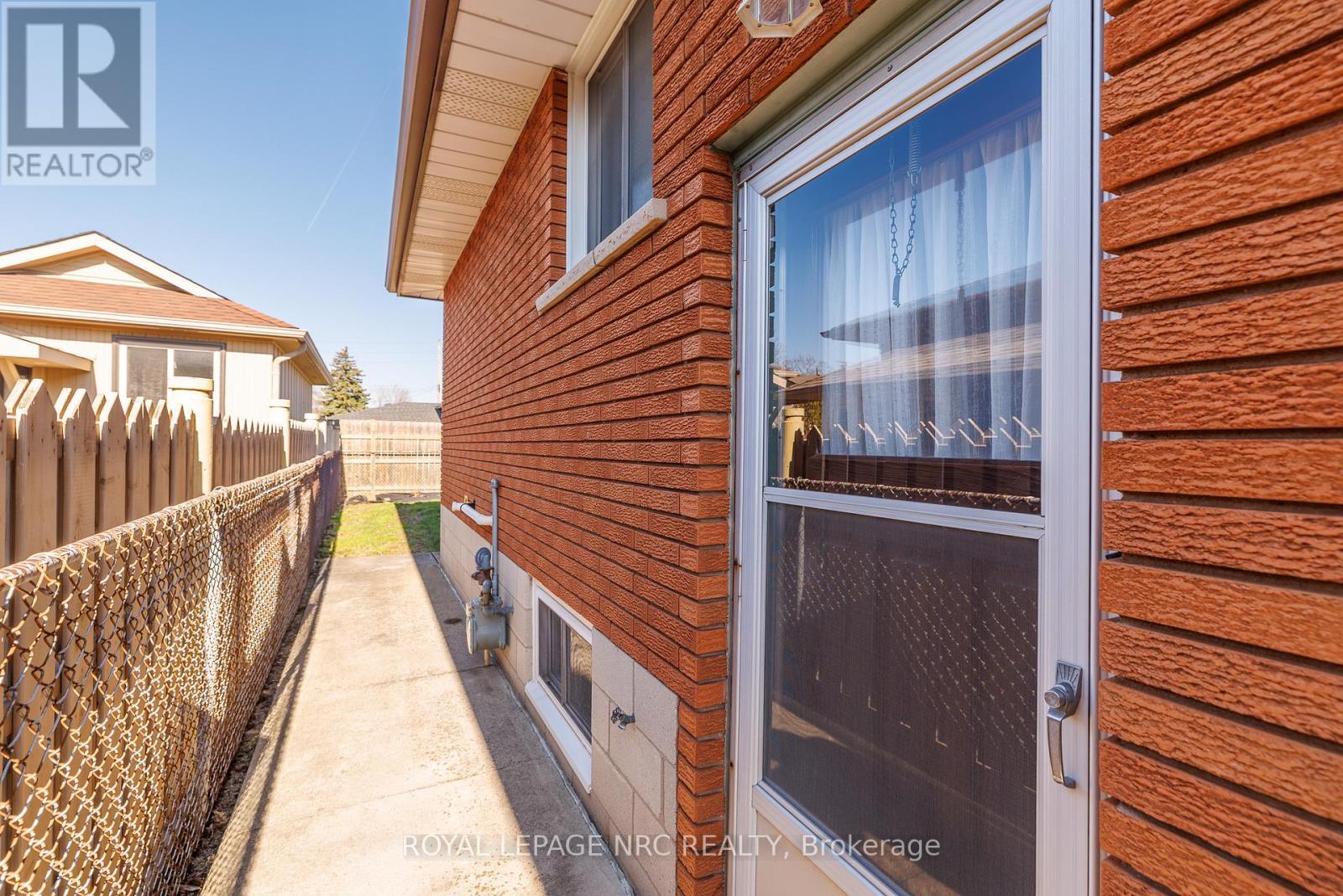 38 Rivercrest Road, Hamilton, Ontario  L8E 1M9 - Photo 41 - X12989302