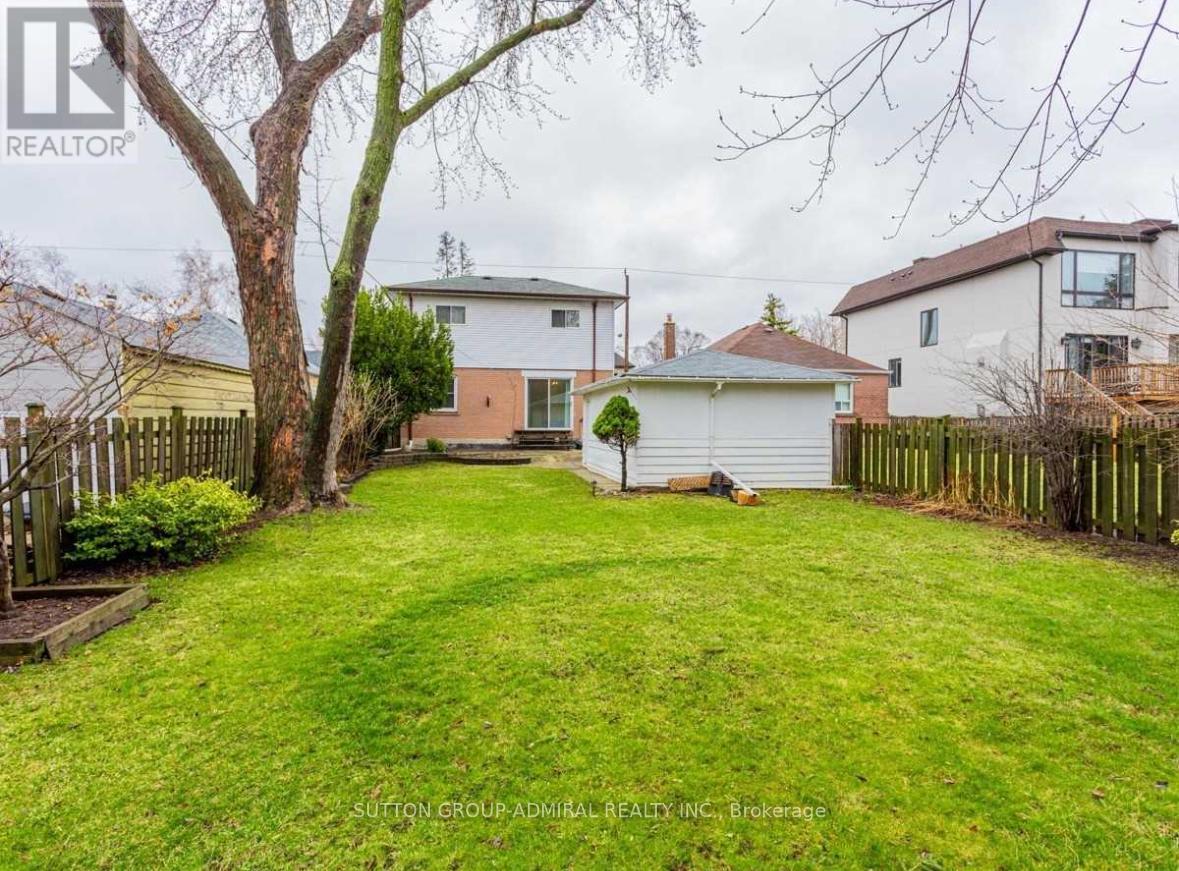 84 Reiner Road, Toronto, Ontario  M3H 2L5 - Photo 9 - C12989256