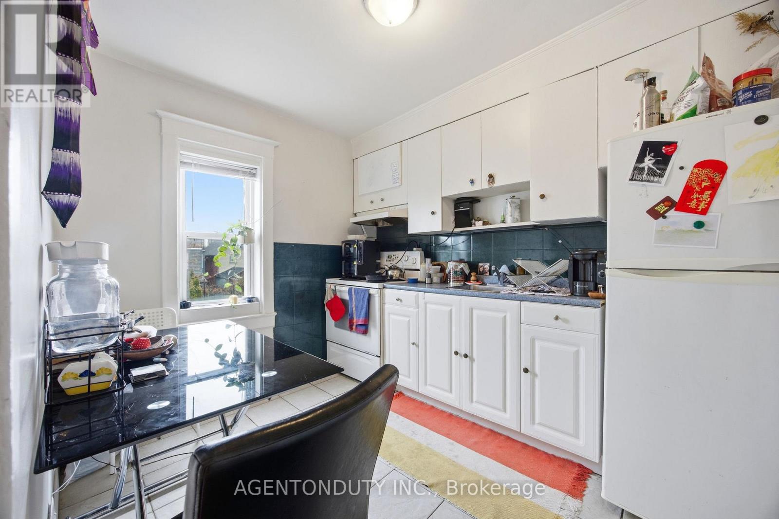 51 Perth Avenue, Toronto, Ontario  M6R 2C1 - Photo 16 - C12989260