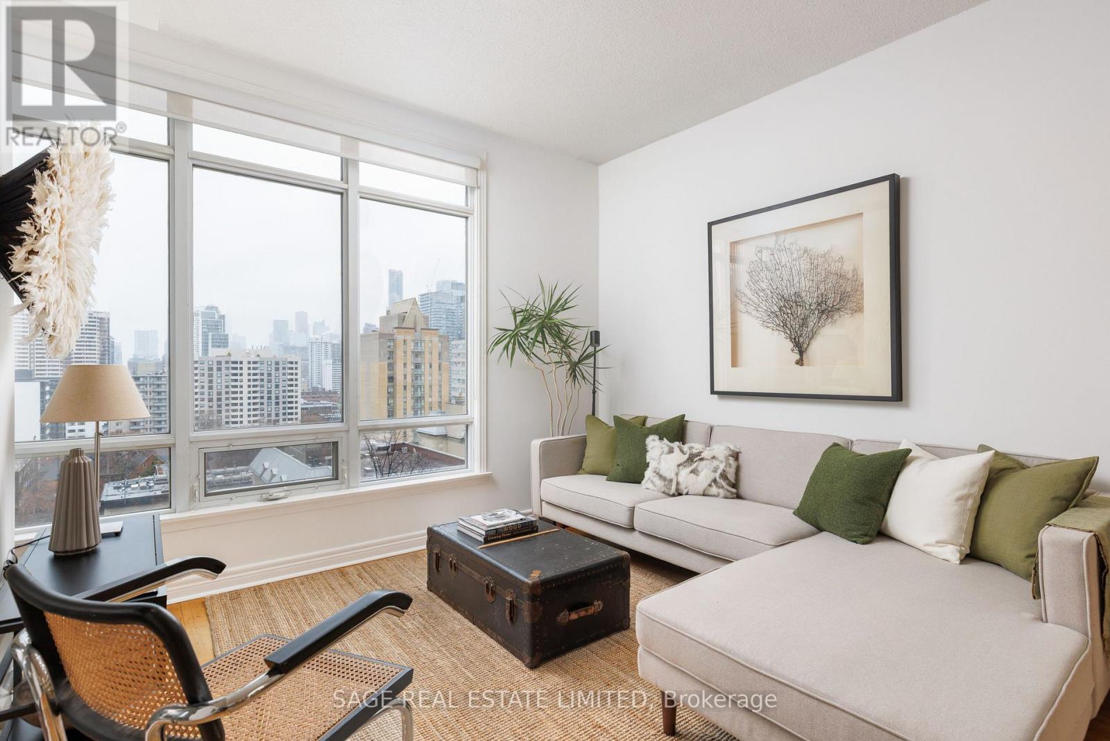 1206 - 100 HAYDEN STREET, Toronto, Ontario