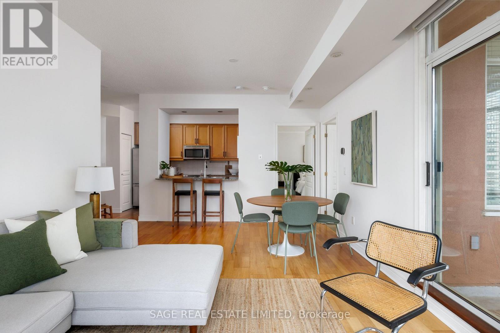 1206 - 100 Hayden Street, Toronto, Ontario  M4Y 3C7 - Photo 12 - C12989272