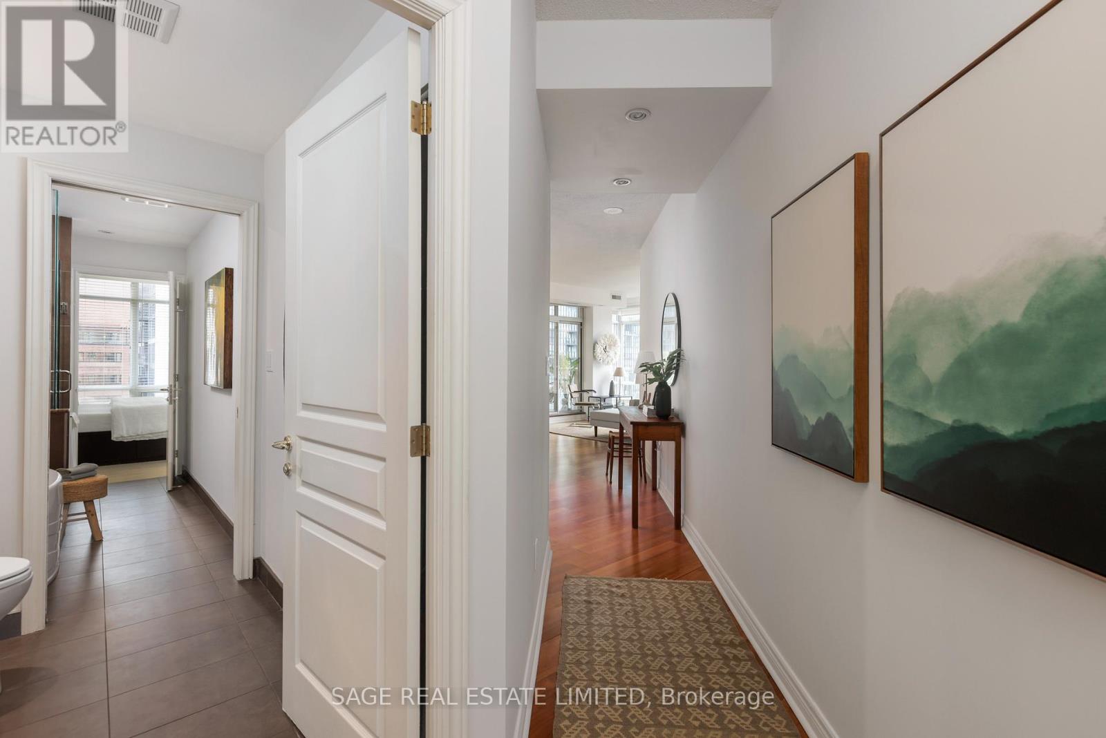 1206 - 100 Hayden Street, Toronto, Ontario  M4Y 3C7 - Photo 2 - C12989272