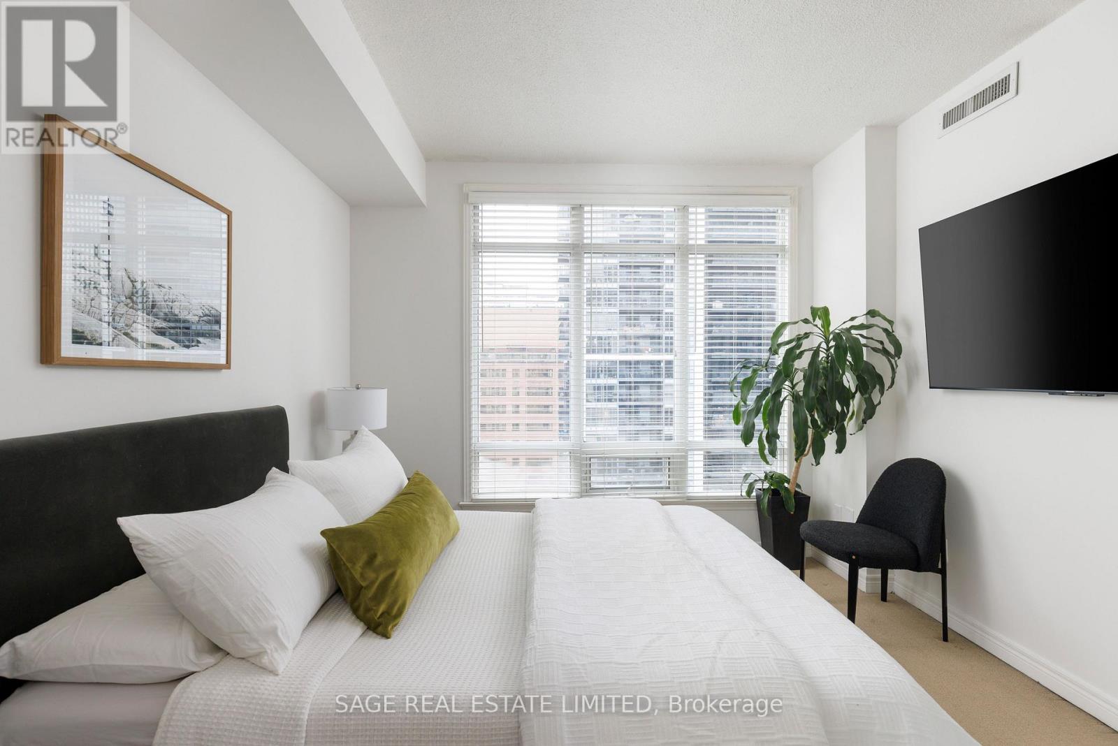 1206 - 100 Hayden Street, Toronto, Ontario  M4Y 3C7 - Photo 21 - C12989272