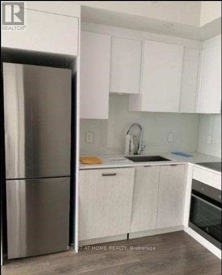 1802 - 99 Broadway Avenue, Toronto, Ontario  M4P 0E3 - Photo 5 - C12989284