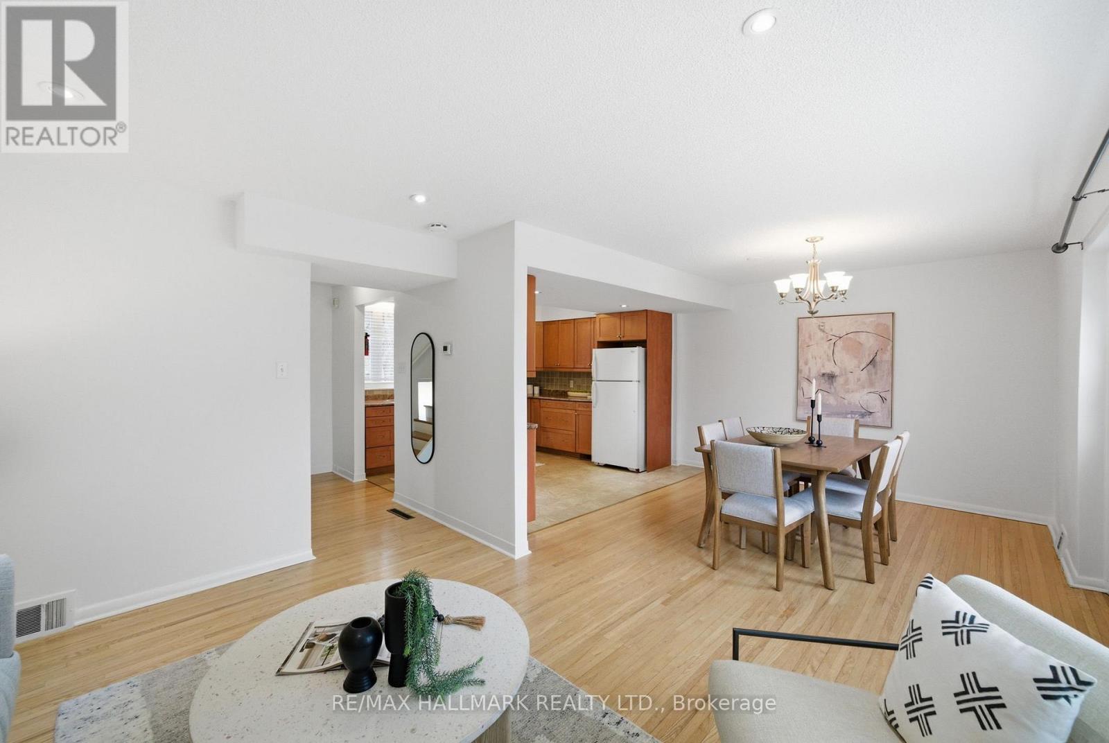 28 Langbourne Place, Toronto, Ontario  M3B 1A9 - Photo 20 - C12989334