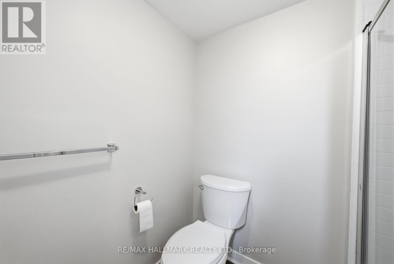 28 Langbourne Place, Toronto, Ontario  M3B 1A9 - Photo 33 - C12989334