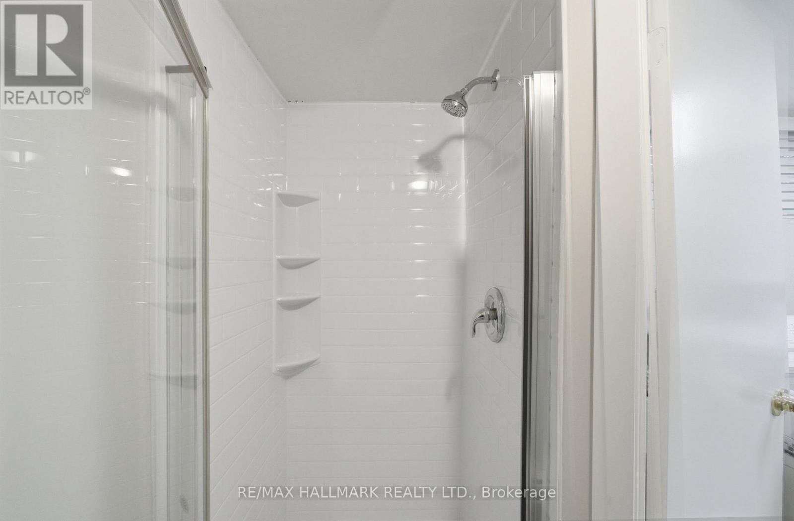 28 Langbourne Place, Toronto, Ontario  M3B 1A9 - Photo 35 - C12989334