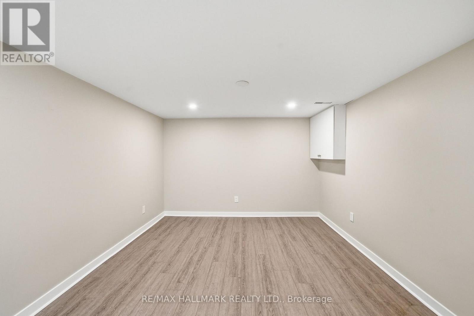 28 Langbourne Place, Toronto, Ontario  M3B 1A9 - Photo 38 - C12989334