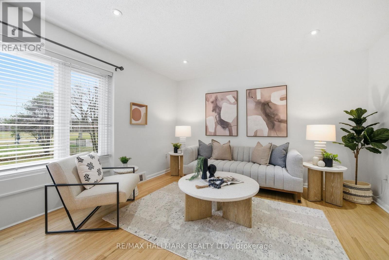 28 Langbourne Place, Toronto, Ontario  M3B 1A9 - Photo 7 - C12989334