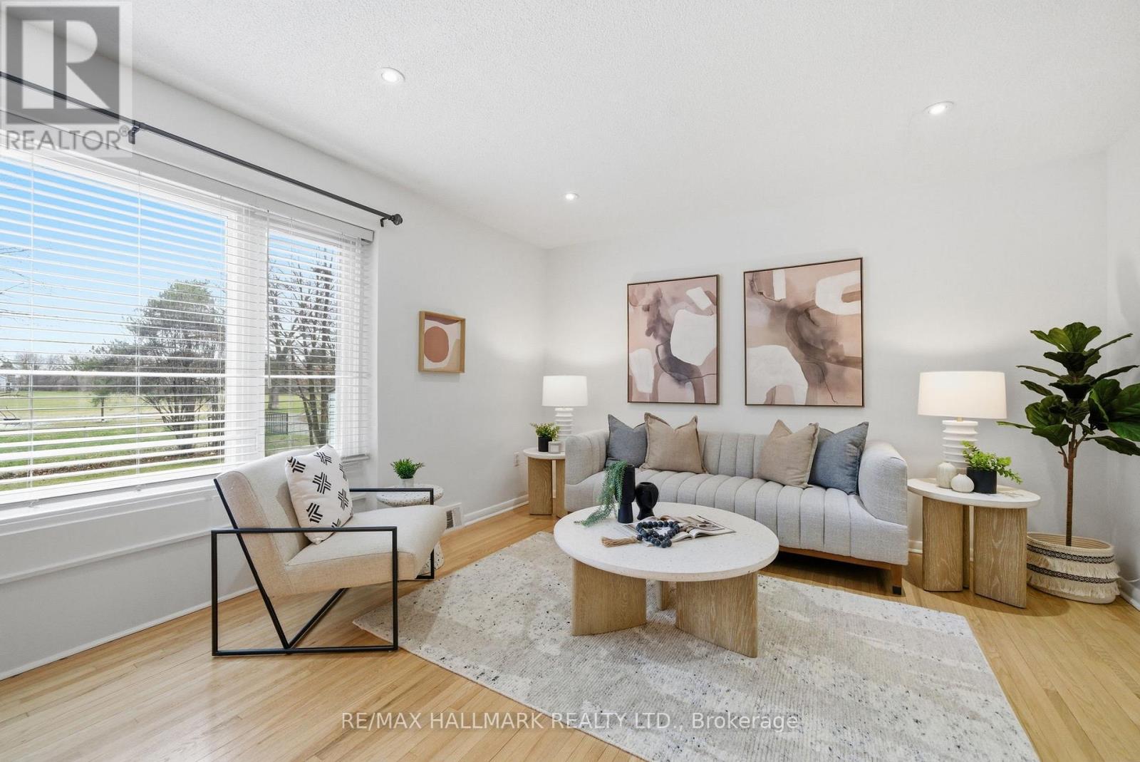 28 Langbourne Place, Toronto, Ontario  M3B 1A9 - Photo 8 - C12989334