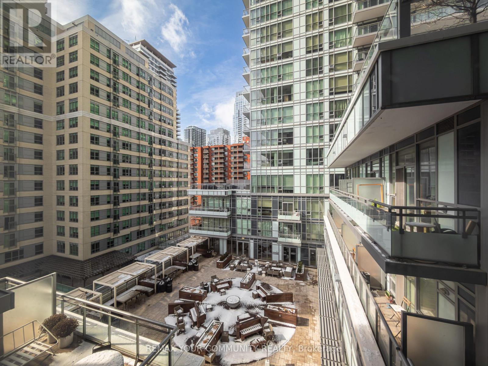 724 - 98 Lillian Street, Toronto, Ontario  M4P 2Y3 - Photo 15 - C12989338