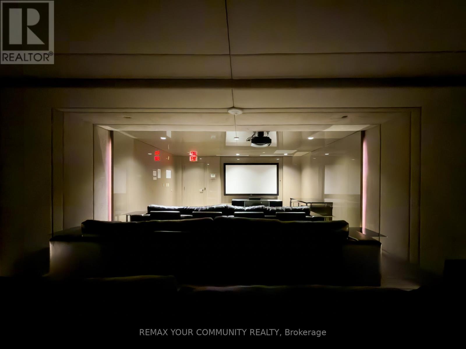 724 - 98 Lillian Street, Toronto, Ontario  M4P 2Y3 - Photo 18 - C12989338