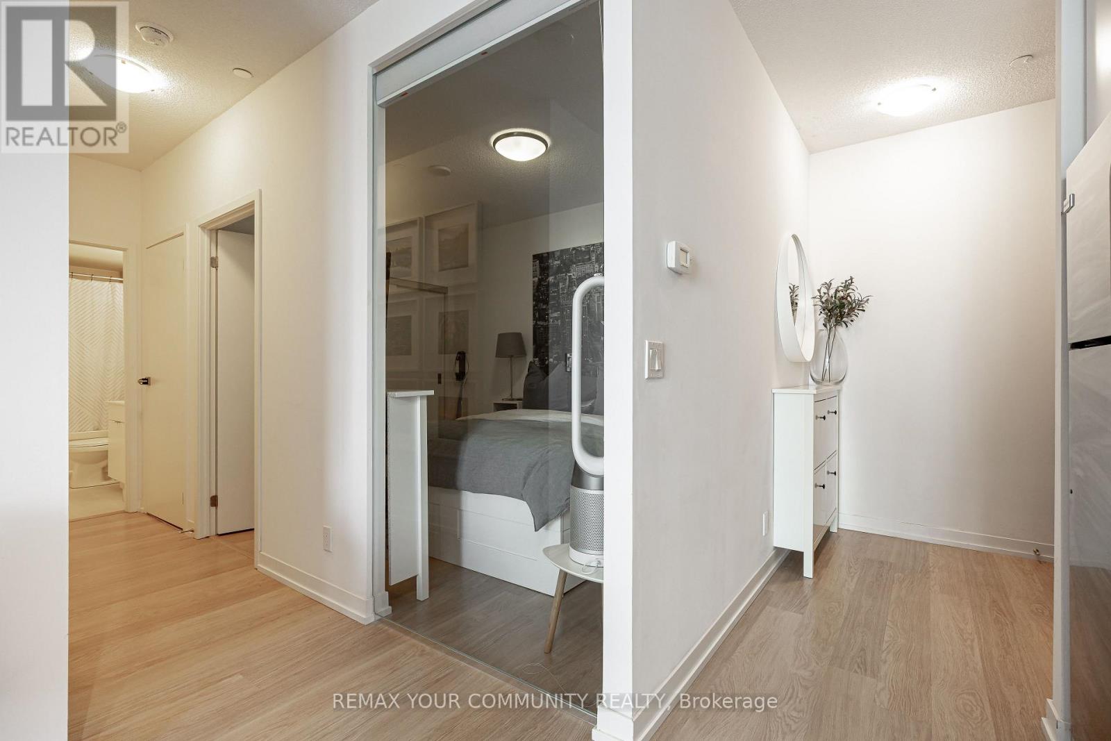 724 - 98 Lillian Street, Toronto, Ontario  M4P 2Y3 - Photo 6 - C12989338