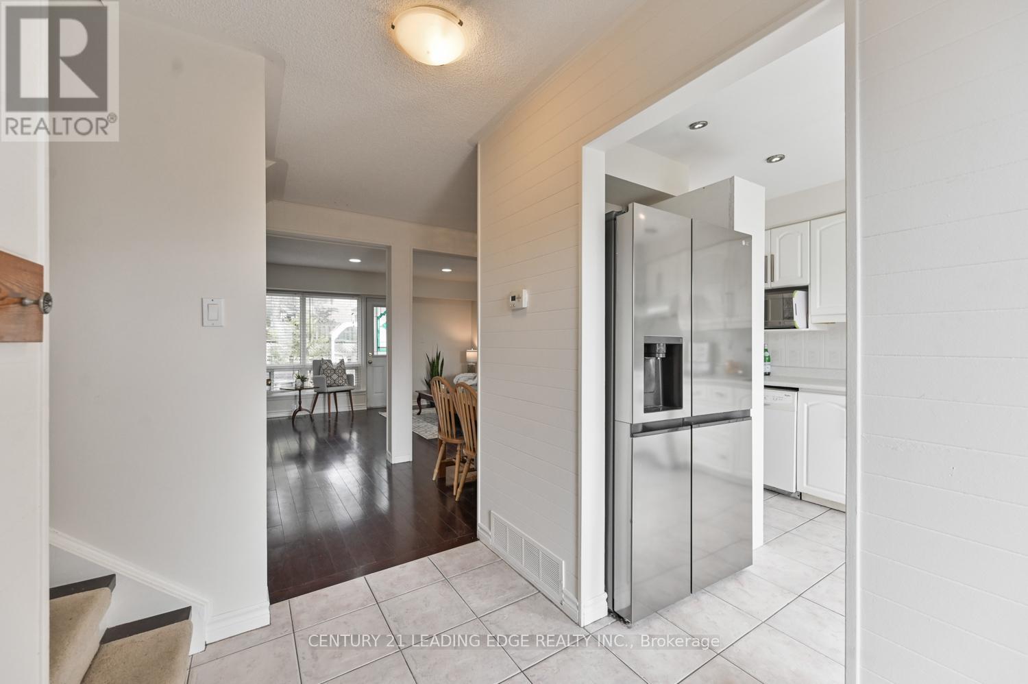 15 - 1 Wootten Way S, Markham, Ontario  L3P 3H7 - Photo 4 - N12918362