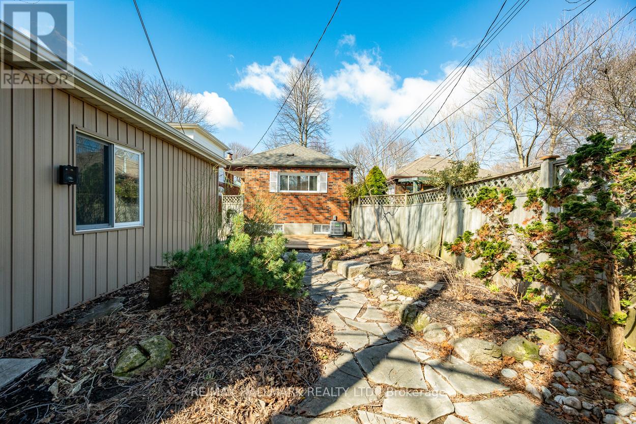 105 Dunington Drive, Toronto, Ontario  M1N 3E4 - Photo 34 - E12989218