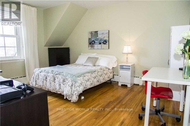 32 Playter Crescent, Toronto, Ontario  M4K 1S3 - Photo 14 - E12989330