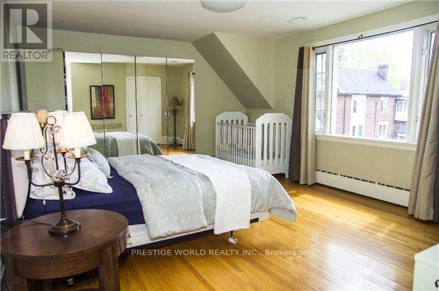 32 Playter Crescent, Toronto, Ontario  M4K 1S3 - Photo 15 - E12989330