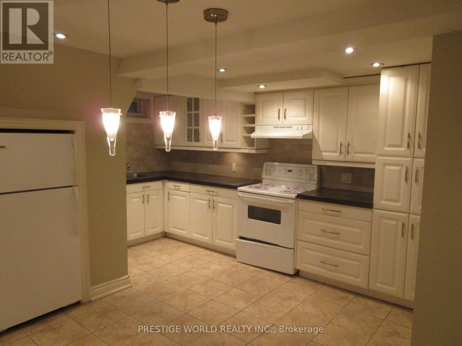 32 Playter Crescent, Toronto, Ontario  M4K 1S3 - Photo 25 - E12989330