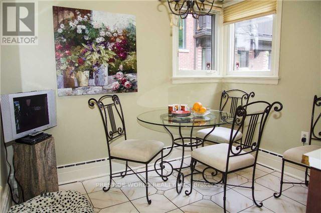 32 Playter Crescent, Toronto, Ontario  M4K 1S3 - Photo 7 - E12989330