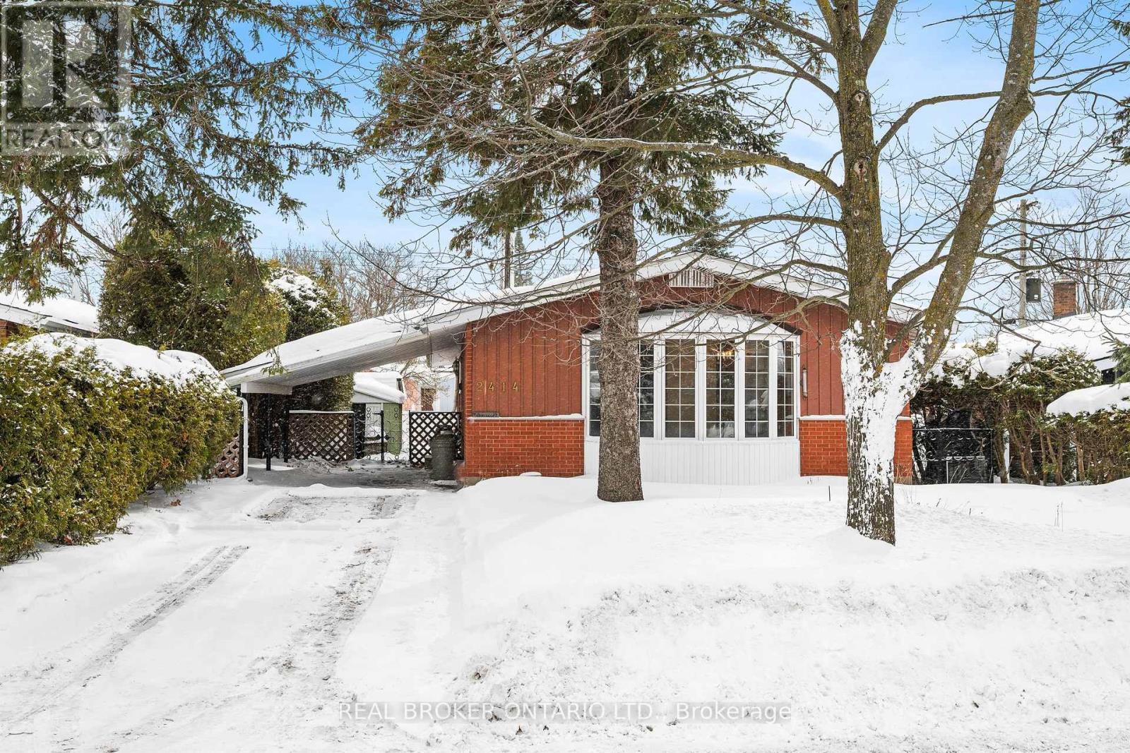 2414 JOLIFFE STREET, Ottawa, Ontario