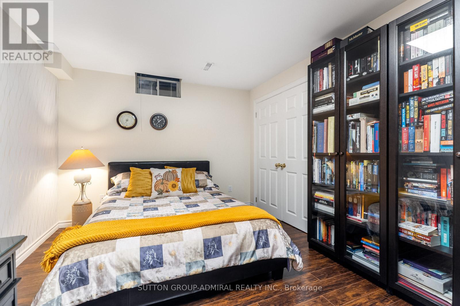 626 College Manor Drive, Newmarket, Ontario  L3Y 8M7 - Photo 35 - N12989224