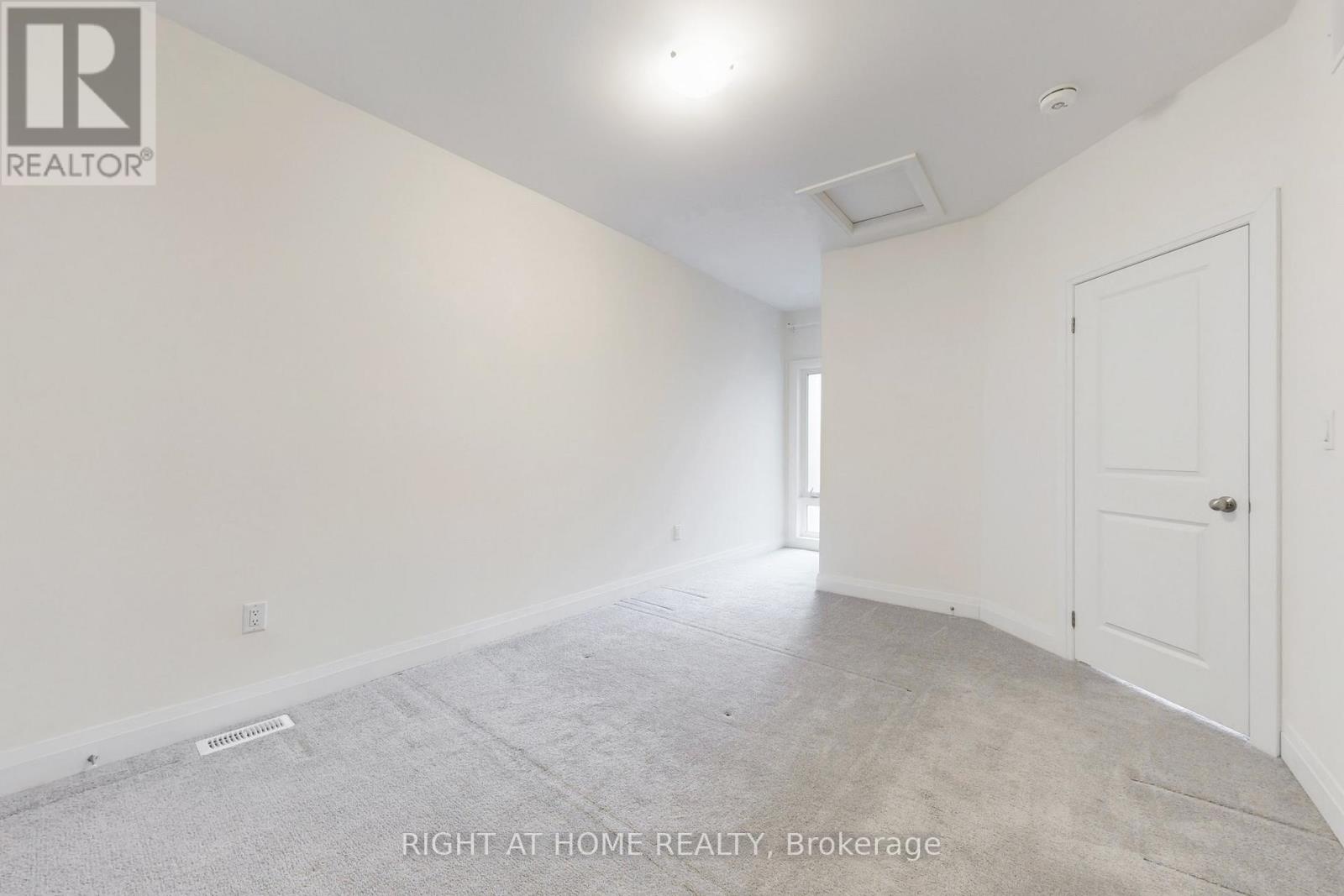 157 Blick Crescent, Aurora, Ontario  L4G 4A7 - Photo 23 - N12989240