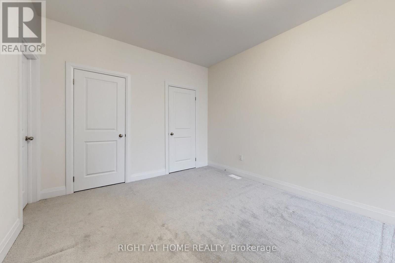 157 Blick Crescent, Aurora, Ontario  L4G 4A7 - Photo 25 - N12989240