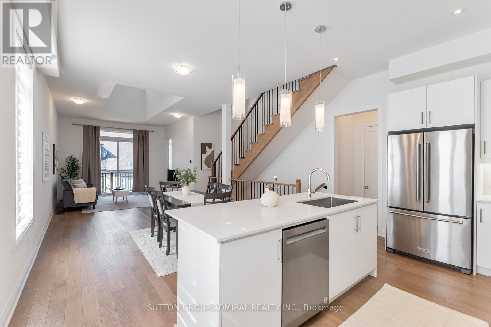 2 Lois Torrance Trail, Uxbridge, Ontario  L9P 0R9 - Photo 6 - N12989244