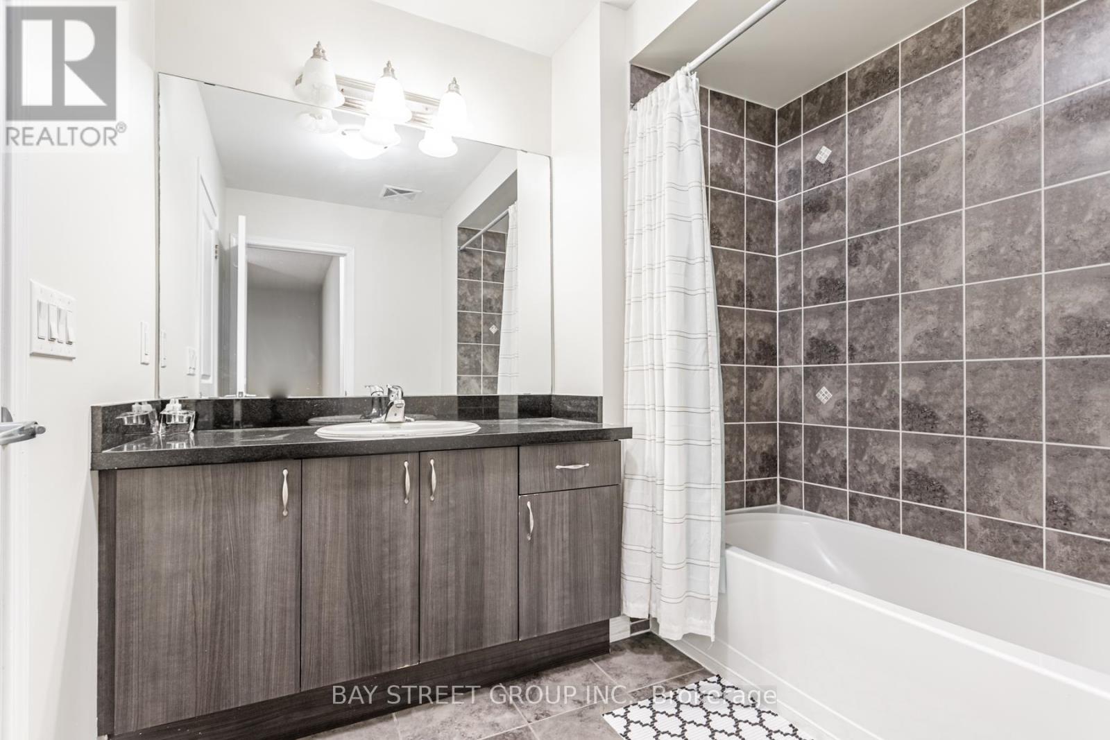 23 Ormerod Lane, Richmond Hill, Ontario  L4S 0G3 - Photo 14 - N12989300